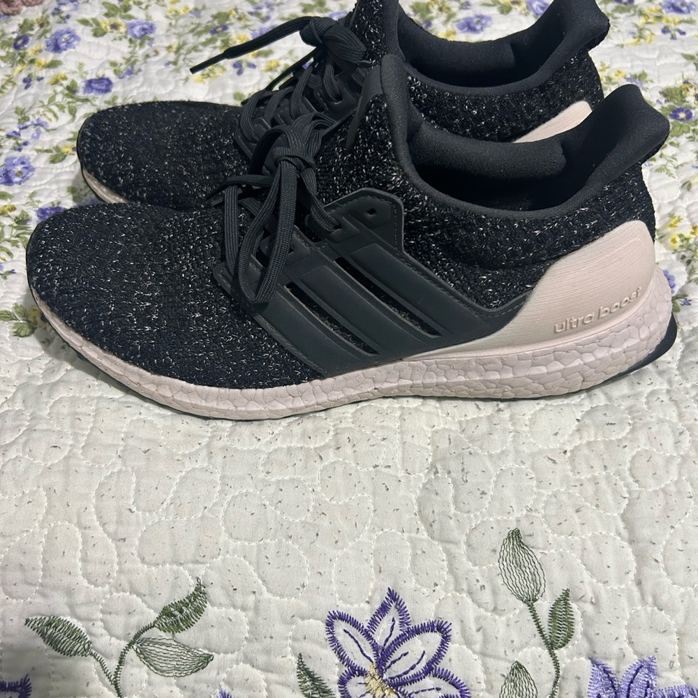 Adidas Black and orchid tint Sneakers Ultra Boost